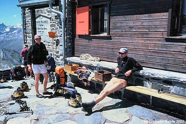 Zur&uuml;ck an der H&uuml;tte